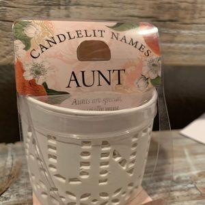 Aunt candle holder with candle